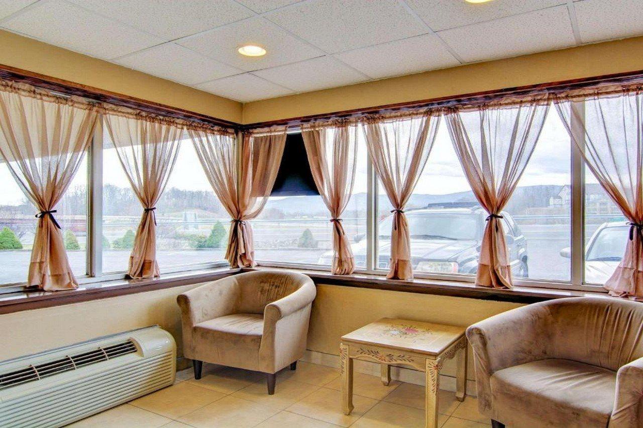 Econo Lodge Wytheville Esterno foto