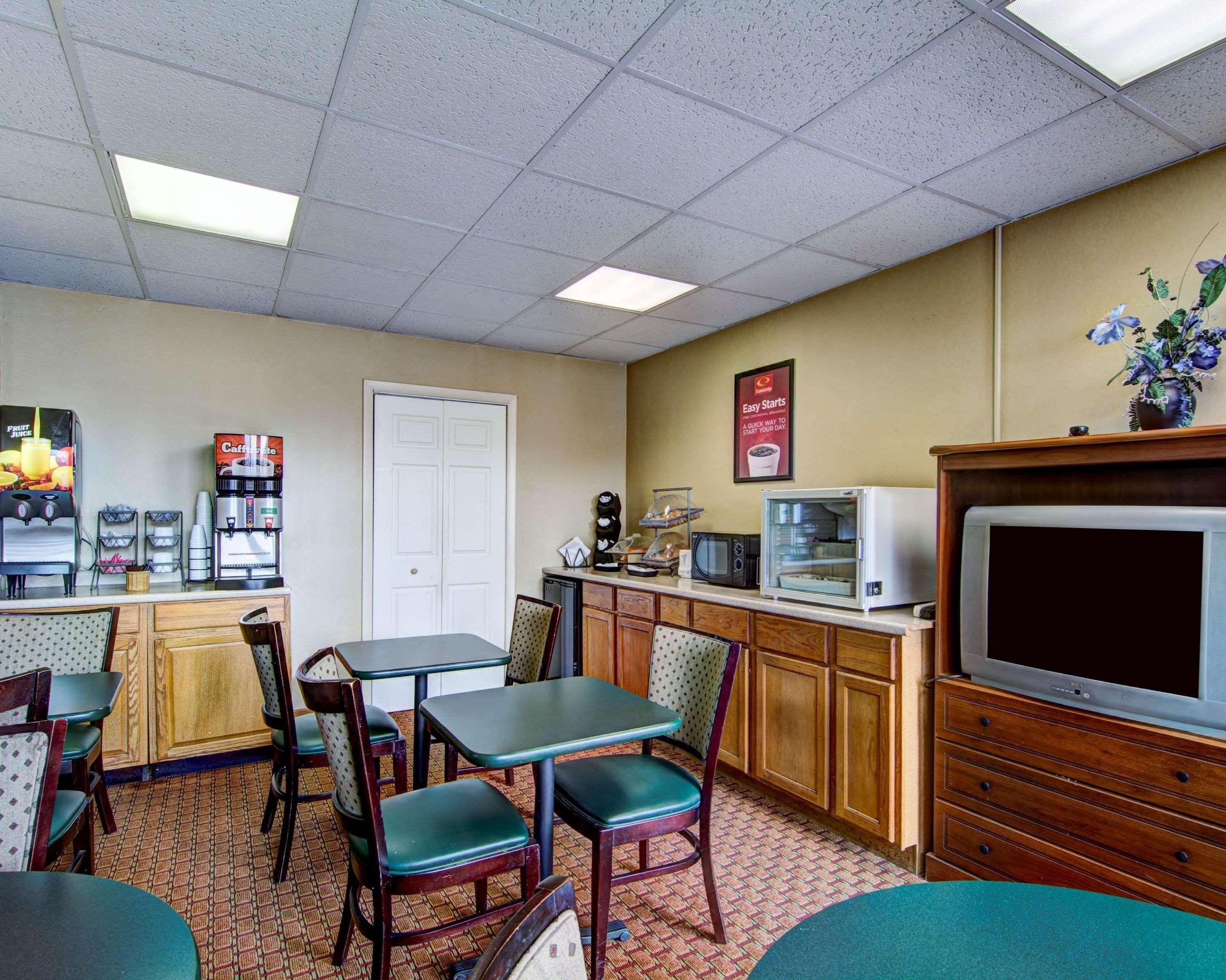 Econo Lodge Wytheville Esterno foto