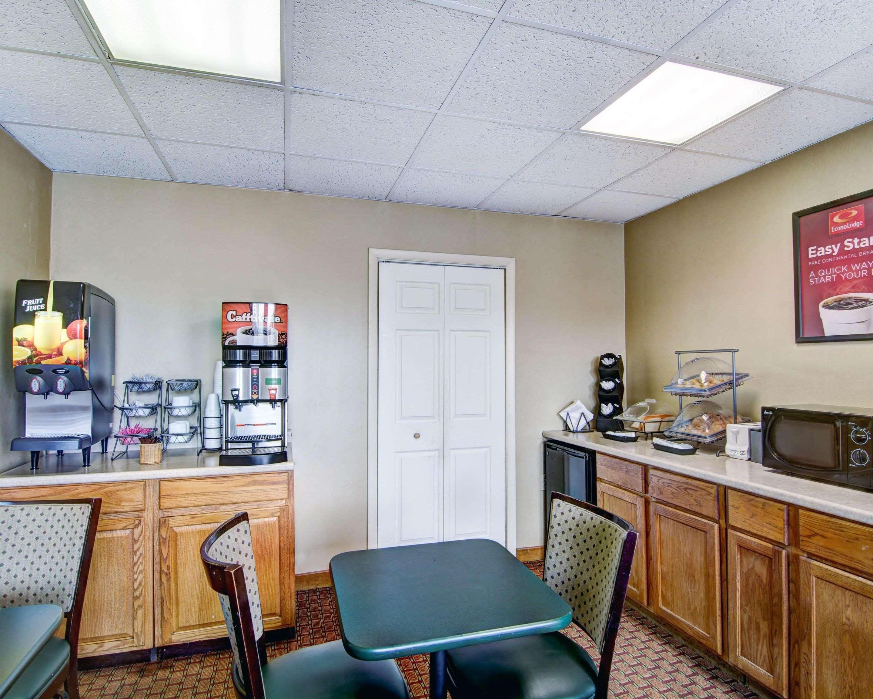 Econo Lodge Wytheville Esterno foto