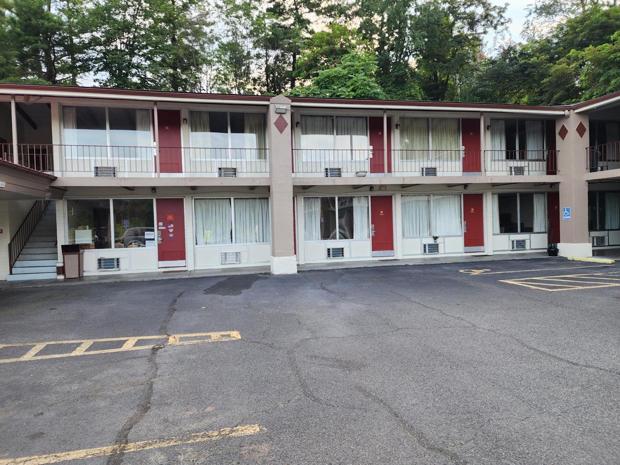 Econo Lodge Wytheville Esterno foto