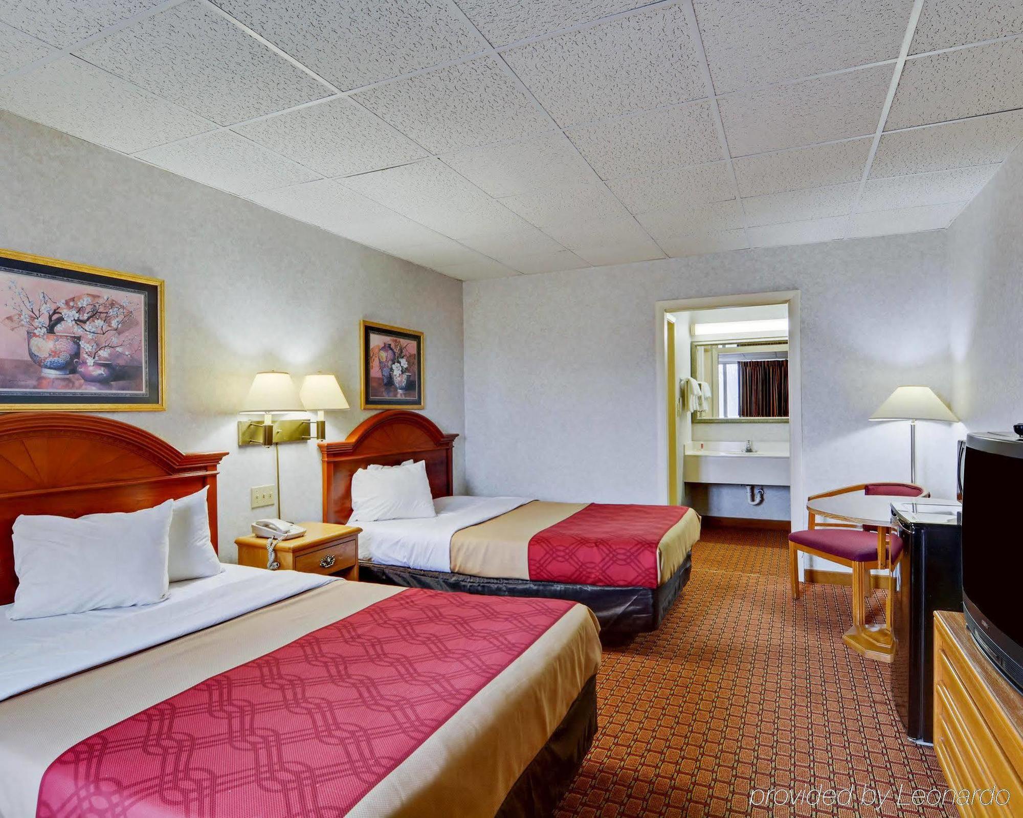 Econo Lodge Wytheville Esterno foto