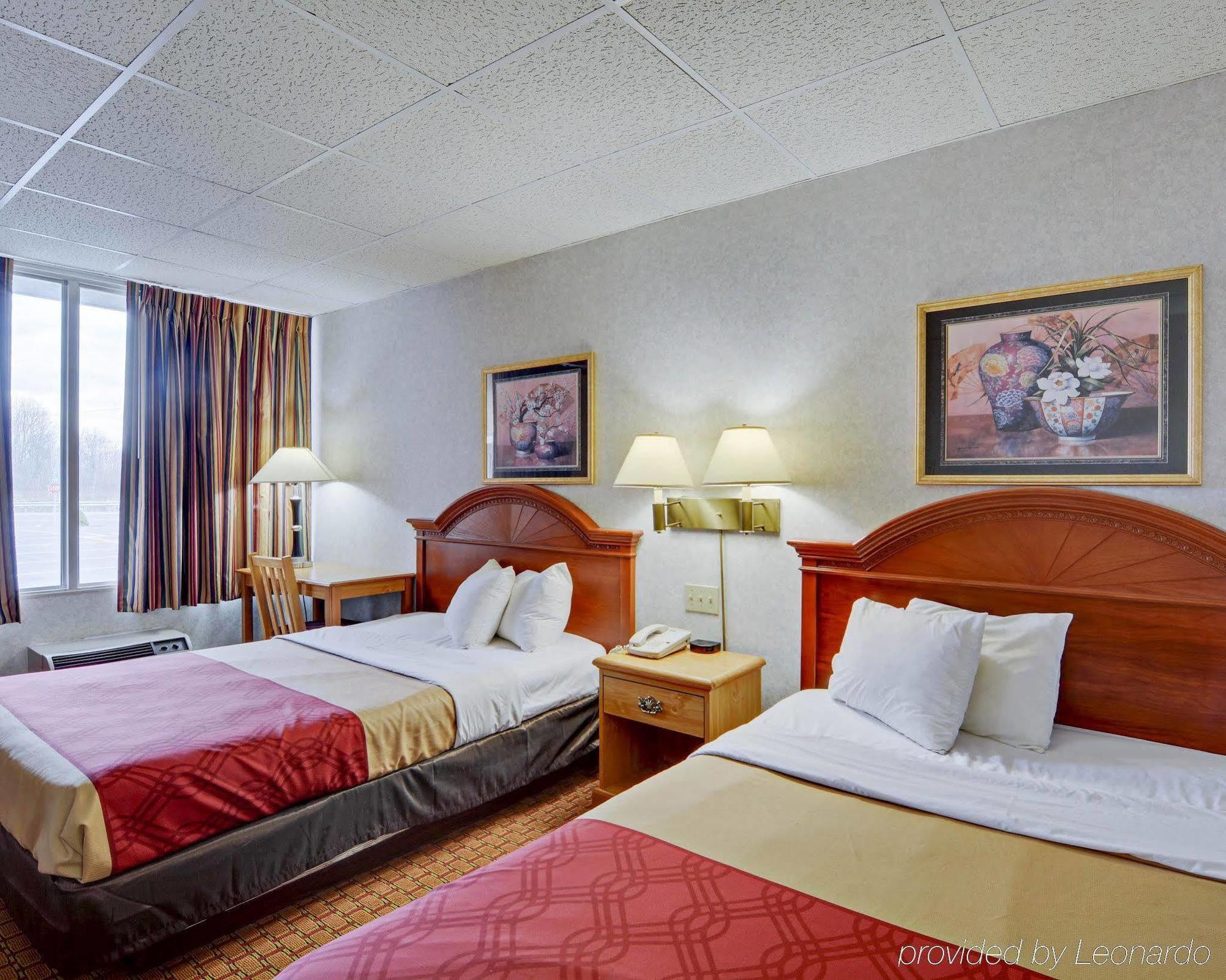 Econo Lodge Wytheville Esterno foto